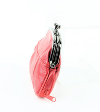 Load image into Gallery viewer, Vintage Style Lambskin Framed Coin Purse Style