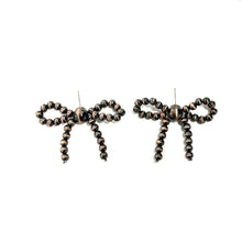Load image into Gallery viewer, WESTERN NAVAJO PEALR RIBBON EARRINGS: Silver
