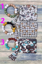 Load image into Gallery viewer, WESTERN PRINT SILICONE BEADED BRACELET CARD HOLDER KEYCHAIN
