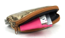Load image into Gallery viewer, Vintage Style Lambskin Framed Coin Purse Style
