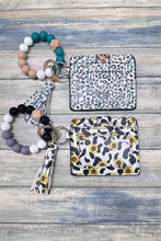 Load image into Gallery viewer, SILICONE BEADED BRACELET CARD HOLDER KEYCHAIN
