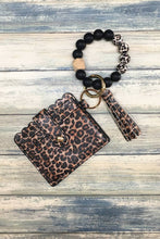 Load image into Gallery viewer, LEOPARD SILICONE BEADED BRACELET CARD HOLDER KEYCHAIN
