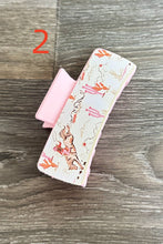 Load image into Gallery viewer, WESTERN PRINT HAIR CLIP   : 1
