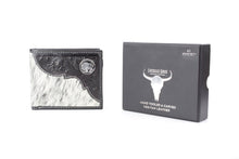 Load image into Gallery viewer, Western Bifold Wallet with Filigree Tooling &amp; Concho: Long Horn
