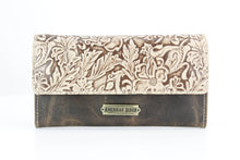 Load image into Gallery viewer, Women’s Brown Leather Leaf Clutch Wallet ABLW 18-2515
