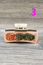 Load image into Gallery viewer, WESTERN PRINT HAIR CLIP
