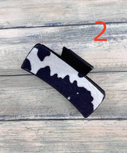 Load image into Gallery viewer, WESTERN PRINT HAIR CLIP
